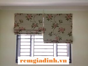 Rèm cuốn gia đình