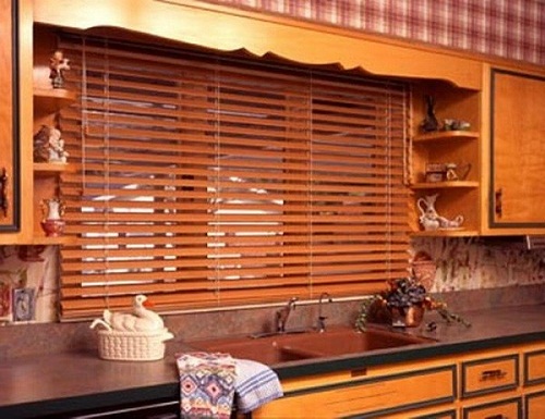 Gợi ý các loại rèm cửa đẹp và phù hợp với phòng bếp 2