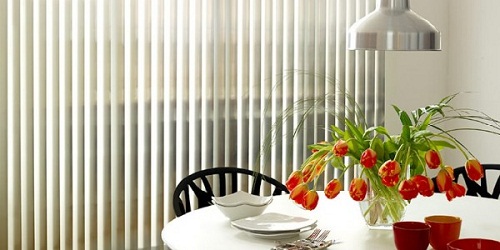 Gợi ý chọn rèm cửa cho cửa sổ phòng bếp lớn 2