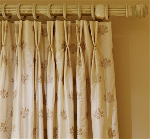 Rèm ly đôi truyền thống