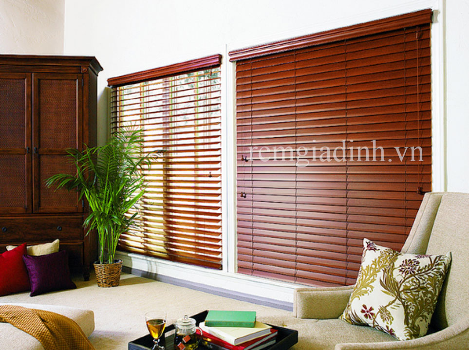 Rèm văn phòng của sếp bằng gỗ tao nhã